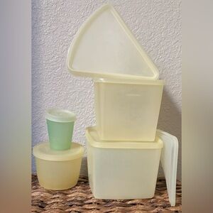 Vintage 1950s 11 piece Tupperware set containers & lids